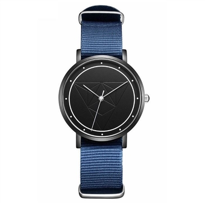 Digital-Nylonarmbanduhr-verstärkter Glasspiegel-Legierungs-Mineralkasten