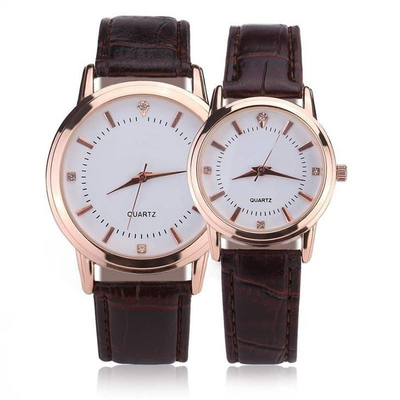 Diamond Bracelet Couple Quartz Watch-Legierungs-Leder für Damen-Nadel-Schnalle