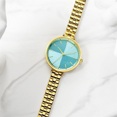Der Edelstahl-wasserdichter Uhr-Quarzwerk-Plexiglas-Spiegel der Frauen