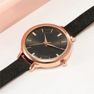 Die Uhr der Legierungs-Kasten-Frauen-Quarz-Armbanduhr-elegante Schrauben-Kronen-ledernen Frauen