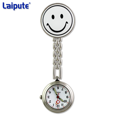 Leuchtende Krankenschwestern befestigen auf Taschenuhr-Legierungs-Bügel-netter Quarz-Taschenuhr