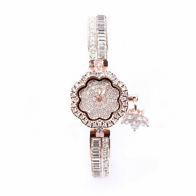 Blumenblatt-Skala-Frauen-Quarz-Armbanduhr-volles Bergkristall-Mode-Temperaments-Armband