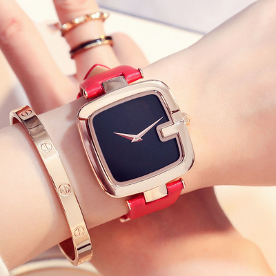 Der Quarz-Uhr Schnallen-Verschluss-der kleinen quadratischen Uhr-Frauen wasserdichtes Soem 3atm