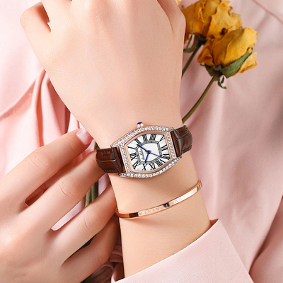 Black Band Quarz Batterie-Armbanduhren mit Chronographenfunktion und Buckel-Klammer