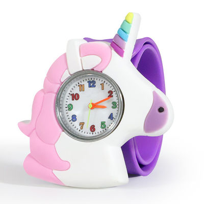 Wasserdichtes Arcylic Material Unicorn Quartz Kids Watchs 0.6cm Stärke-3ATM