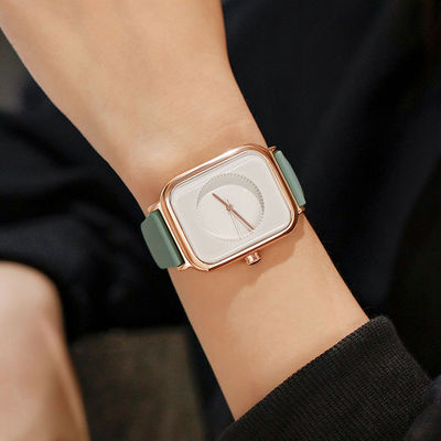 Einzigartige Quarz-Damen-Uhren mit Gummibügel-weiblichem Designer Watches